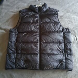 UNIQLO Ultra Light Down Puffer Vest Men's Size XL Black Lightweight
